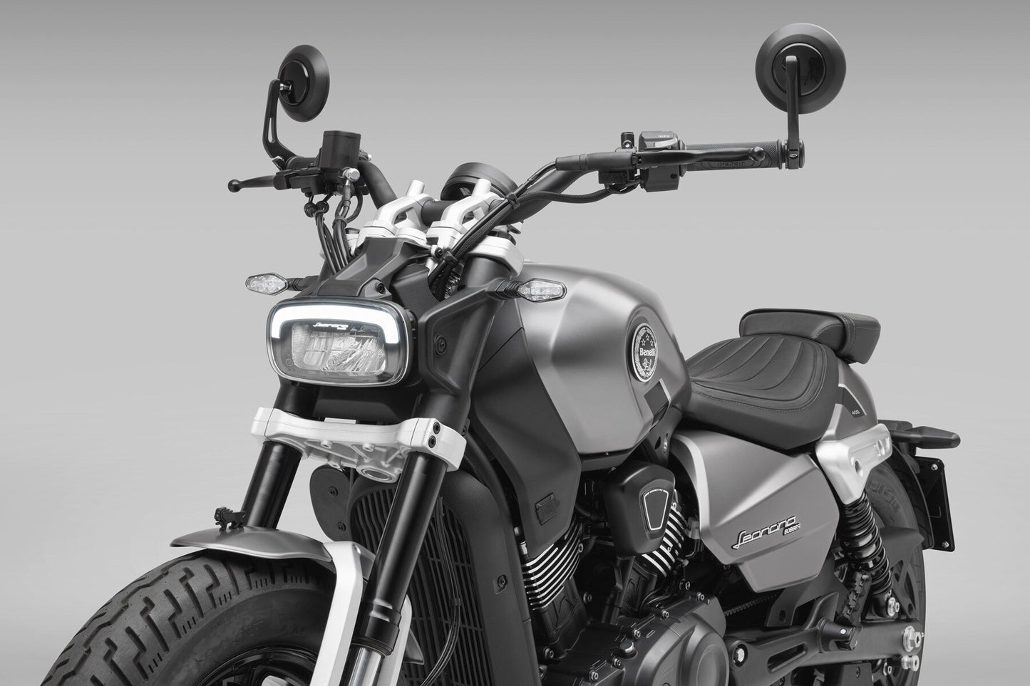 Benelli Leoncino Bobber 400
