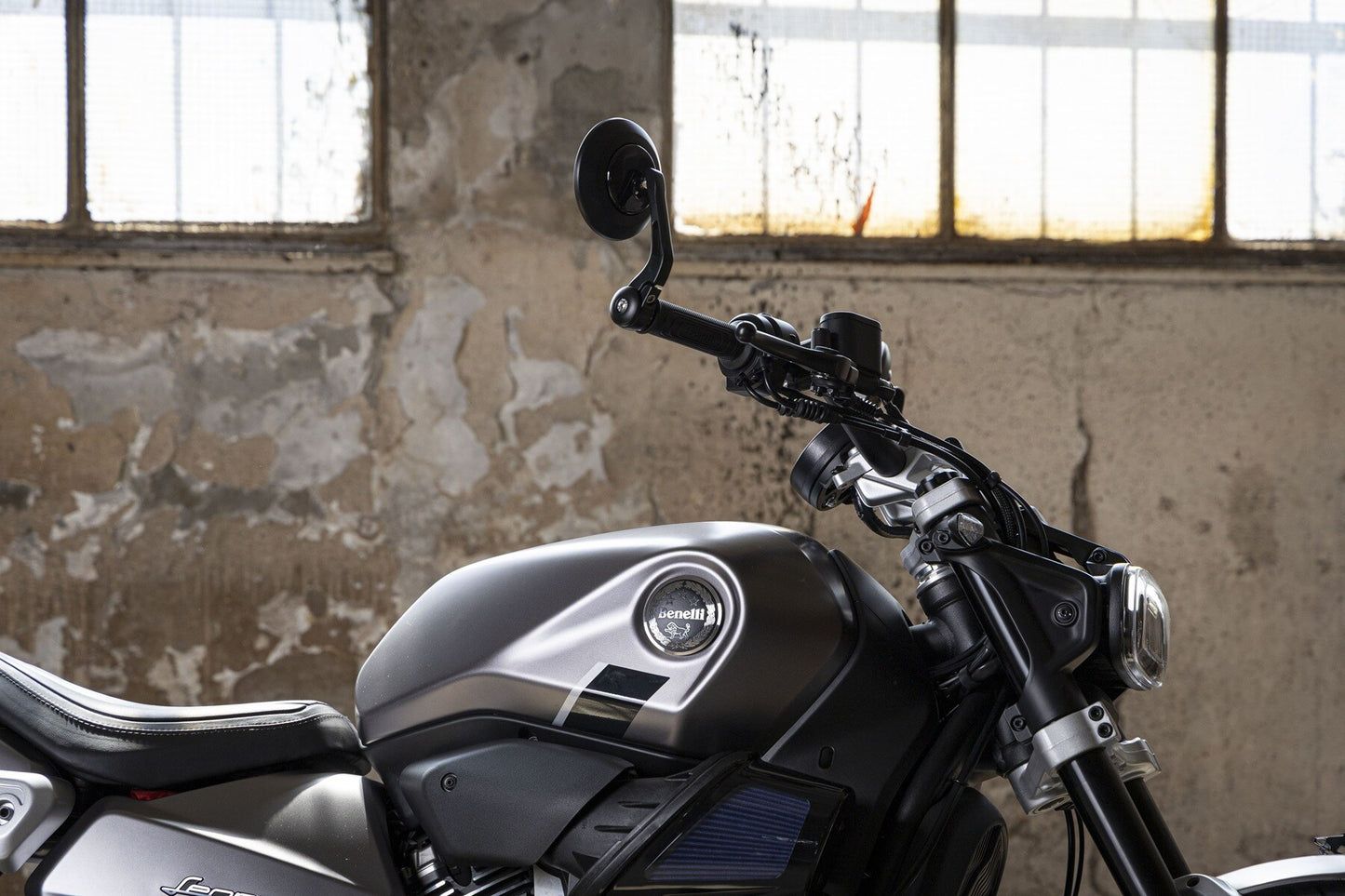 Benelli Leoncino Bobber 400